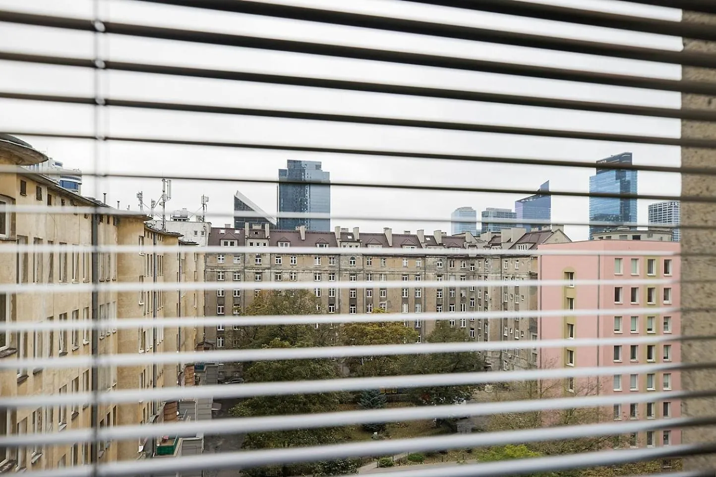 Superapart Chmielna Apt 100, Comfort And Style In The Heart Of The City Варшава Апартаменты