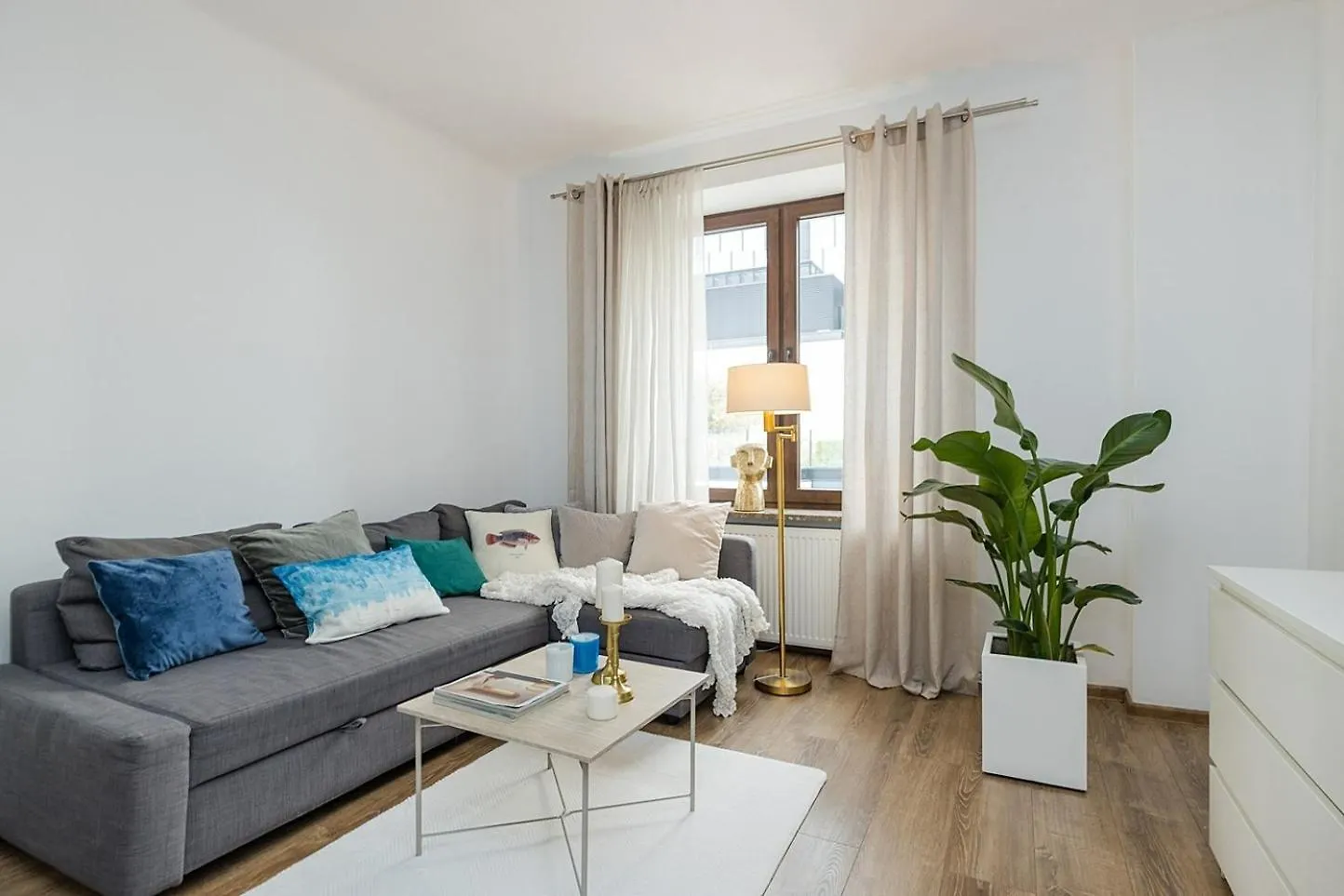 Superapart Chmielna Apt 100, Comfort And Style In The Heart Of The City Варшава Апартаменты